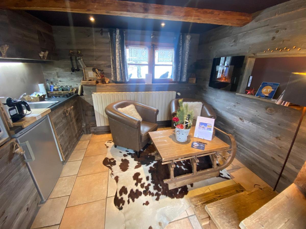 Micro-Lodge, Le Petit Nid D'Amour Montriond Eksteriør billede
