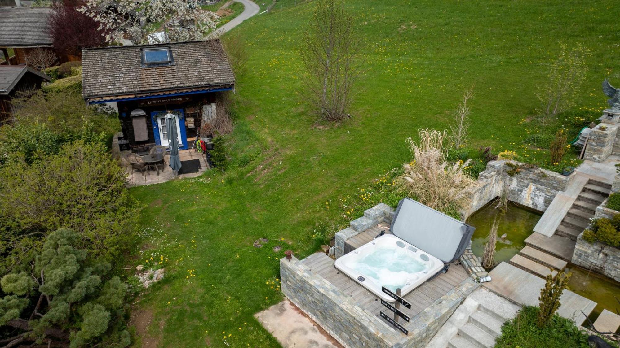 Micro-Lodge, Le Petit Nid D'Amour Montriond Eksteriør billede