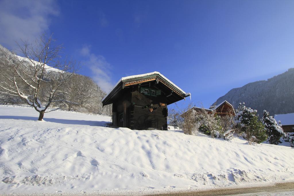 Micro-Lodge, Le Petit Nid D'Amour Montriond Eksteriør billede